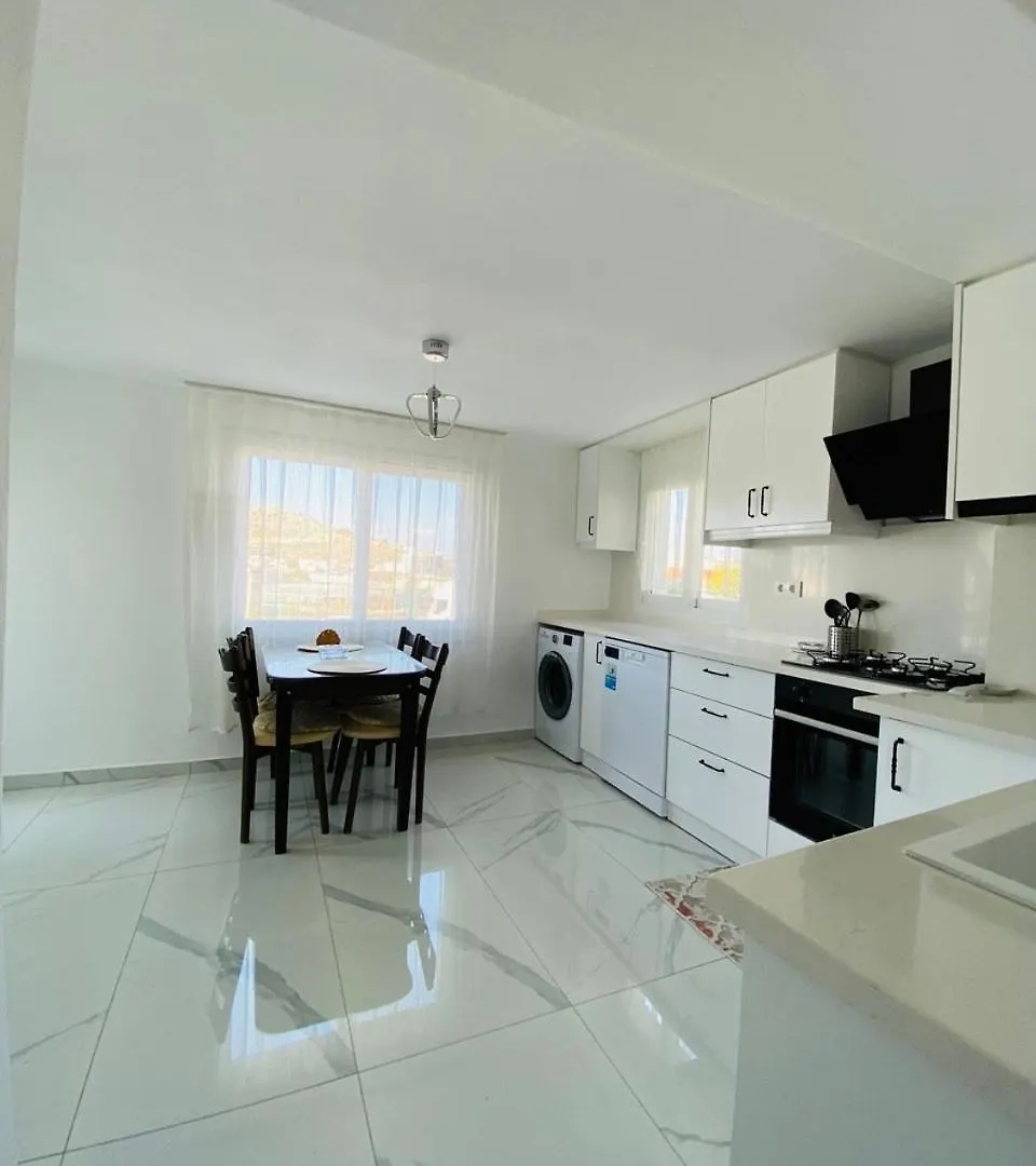 E-My Marina Cesme Apartamento Turquia